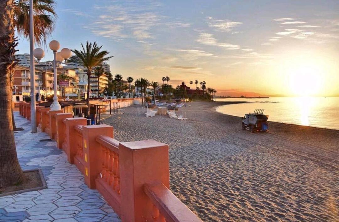 Benalbeach Casa Kito Dreams 1ª Linea Playa Benalmádena Exteriér fotografie